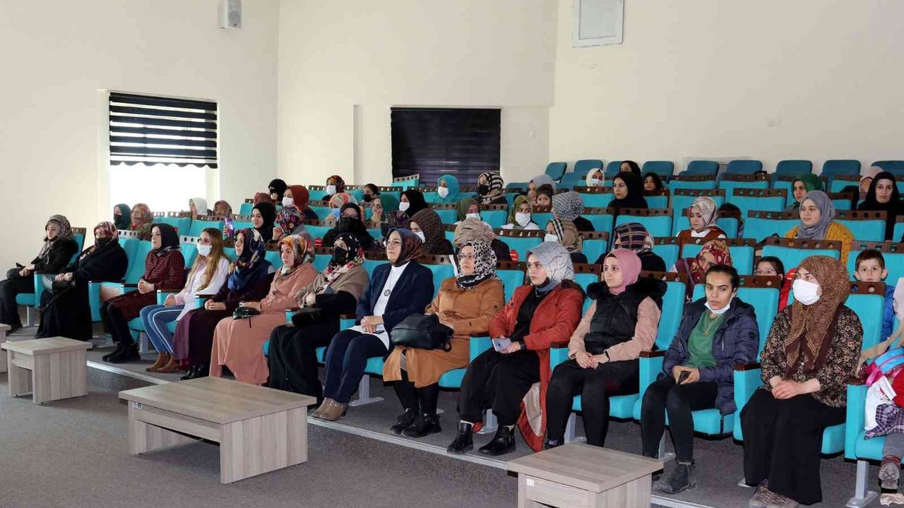 Van Büyükşehir Belediyesinden Miraç Kandili programı