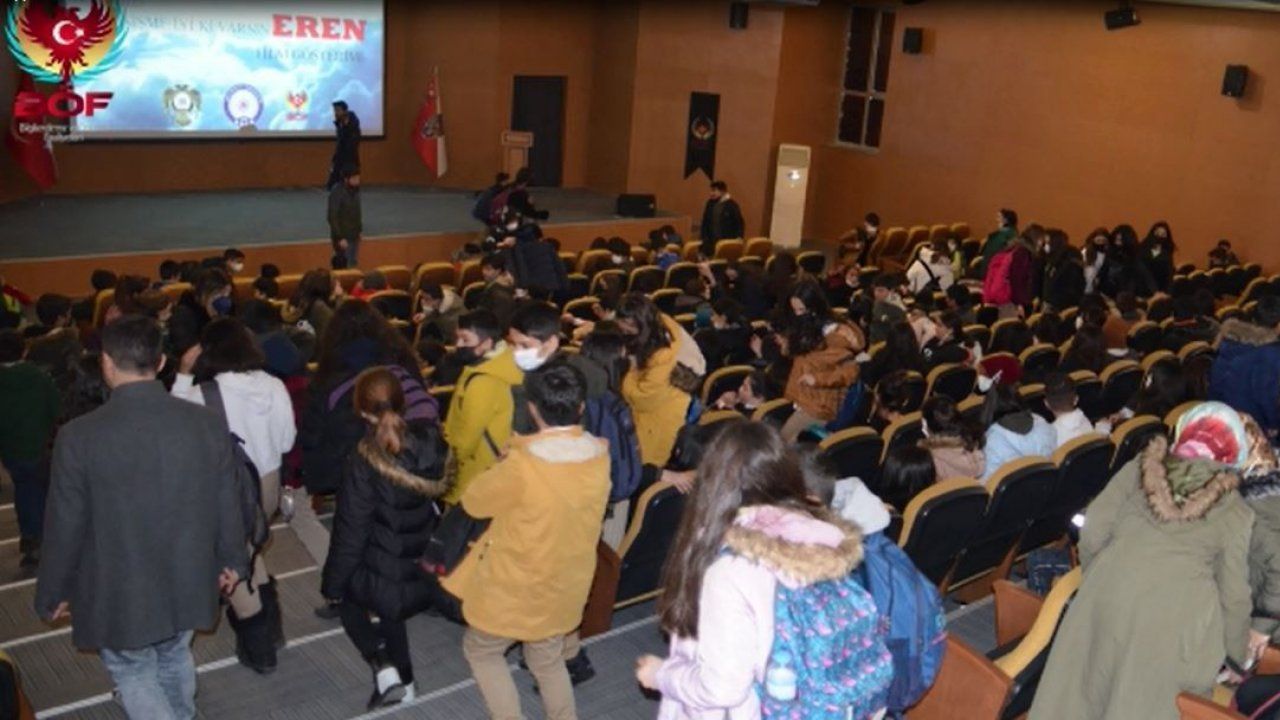 Van’da 2 bin öğrenci "Kesişme: İyi ki Varsın Eren" filmini izledi