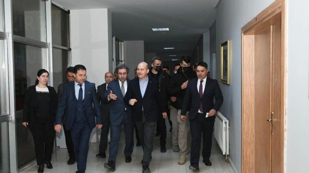 İçişleri Bakanı Soylu, Van Büyükşehir Belediyesinin kurslarını ziyaret etti