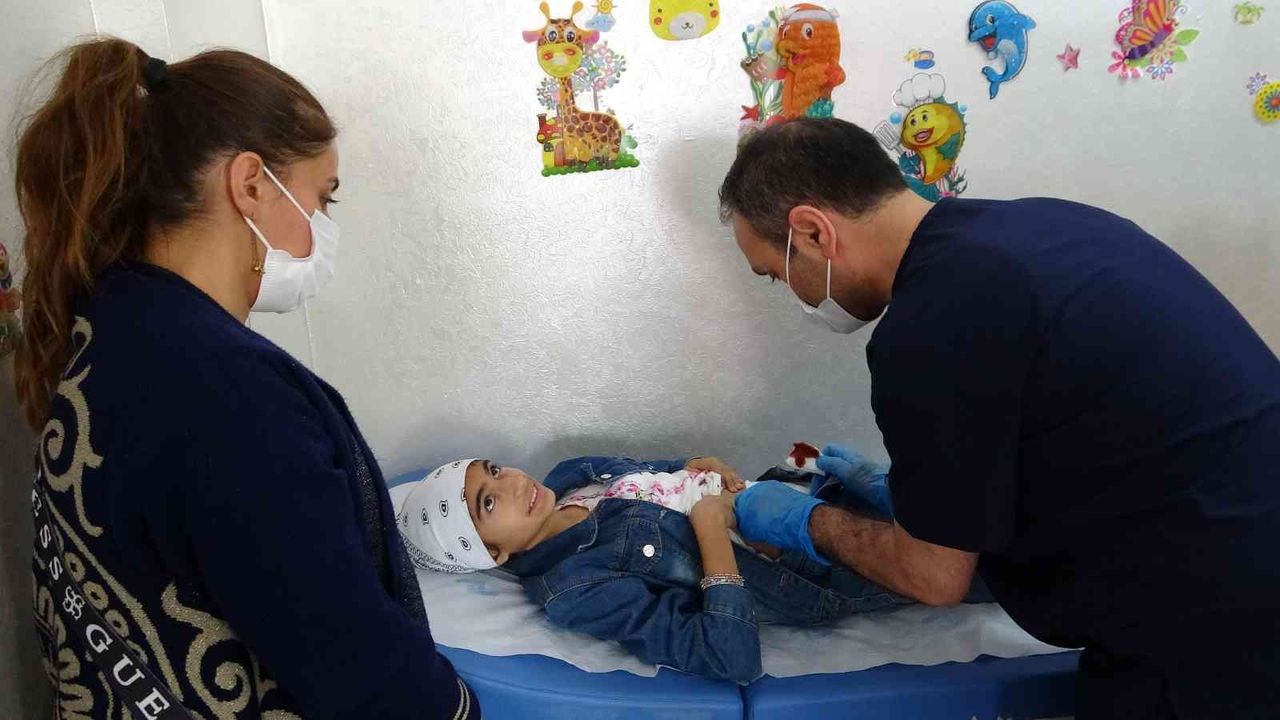 Azerbaycanlı minik Fatıma, Lokman Hekim Van Hastanesinde şifa buldu
