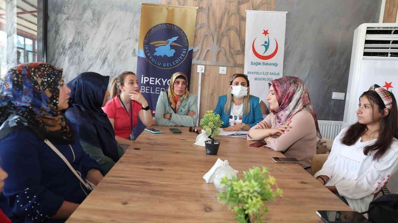 İpekyolu Belediyesinden “İpek Kadınlarımızla Çay Sohbetleri” etkinliği