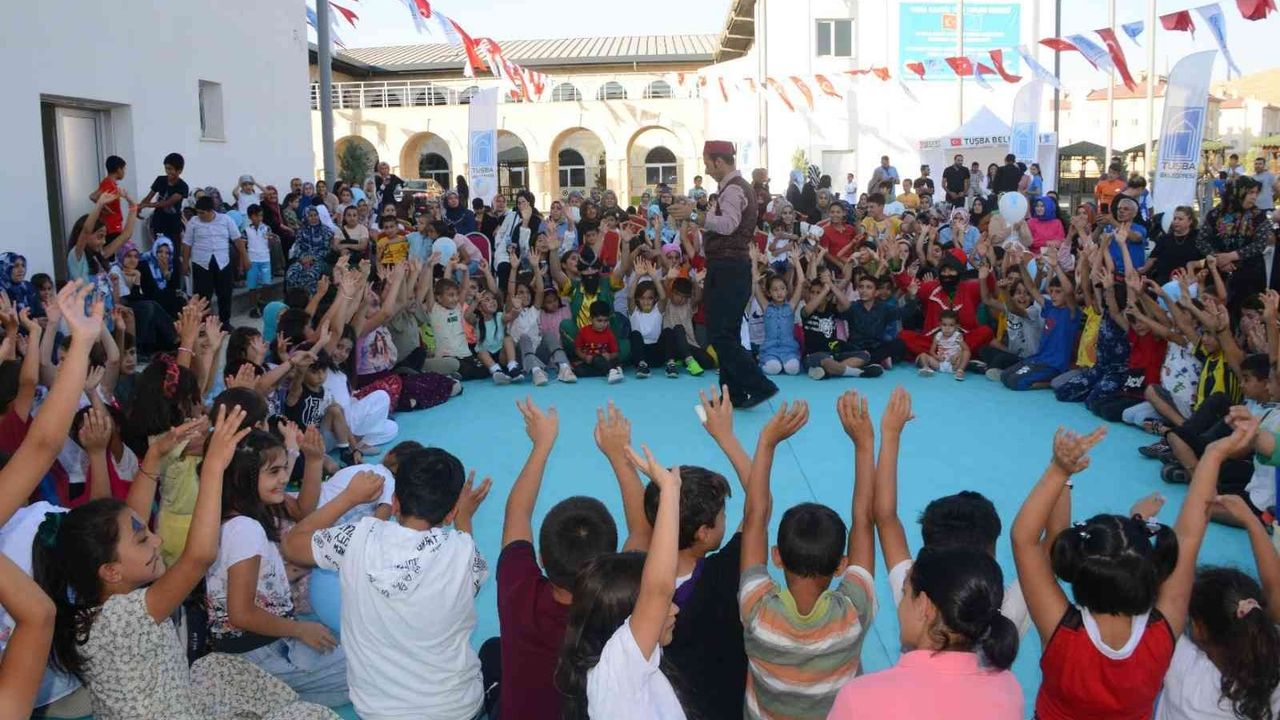 Tuşba Belediyesinden ‘Yaz Kursları Kapanış Programı ve Çocuk Şenlikleri’ etkinliği