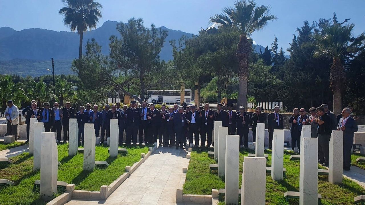 Barış Harekatına katılan Vanlı gaziler 48 yıl sonra Kıbrıs’ta