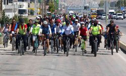 Van’da 300 bisikletli sağlıklı yaşam için pedal çevirdi
