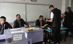 Erciş’te oy verme işlemi başladı