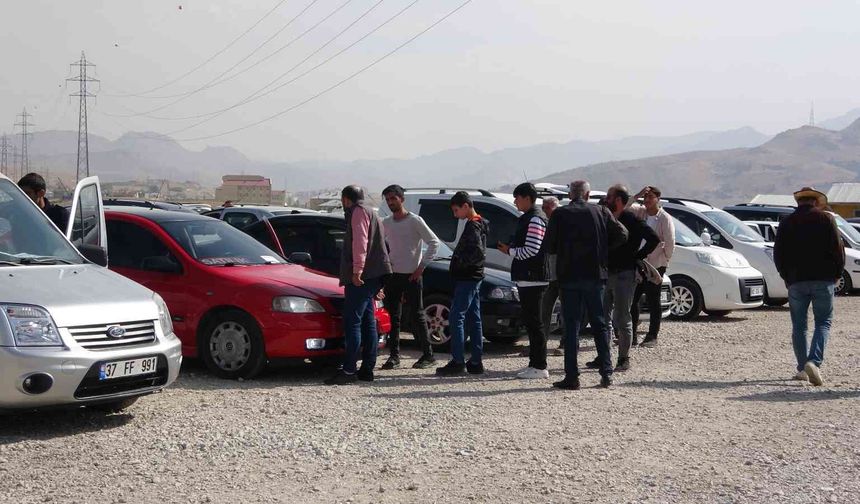 Araç satıcıları, Kılıçdaroğlu’nun ‘araba almayın’ açıklamasına tepki gösterdi